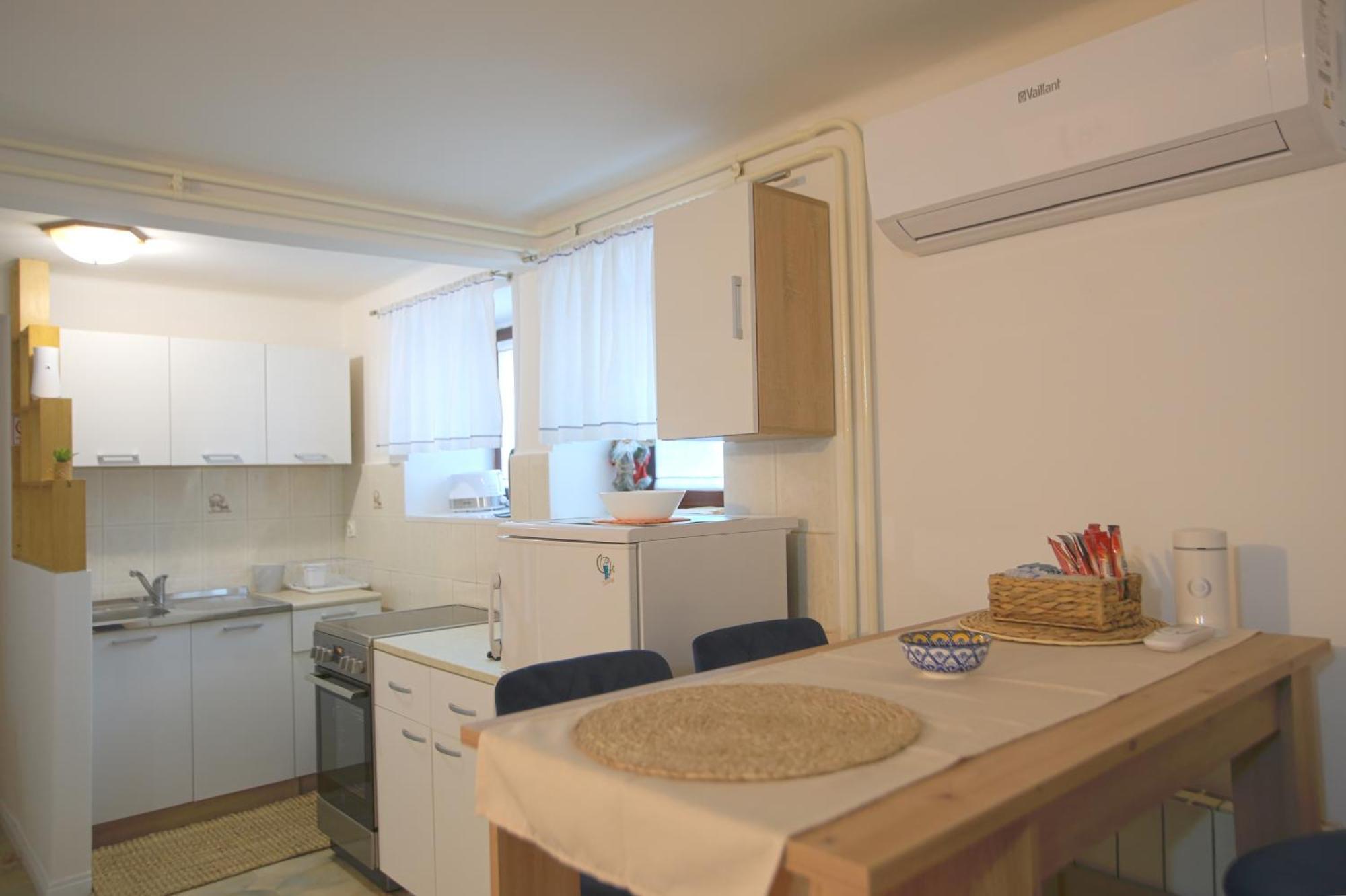 Bamboo Oasis Apartment With Terrace In The Garden And Free Parking, Rijeka Exterior foto